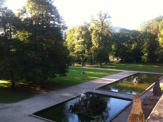 Les allées du parc.